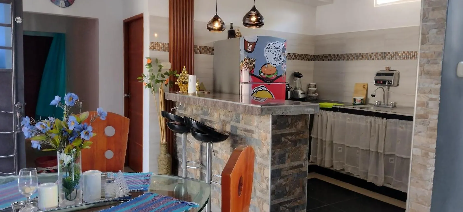 Las Primicias Hostal Santa Marta